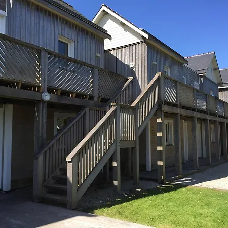 Hotel La Sapinière Saint-Laurent-sur-Mer