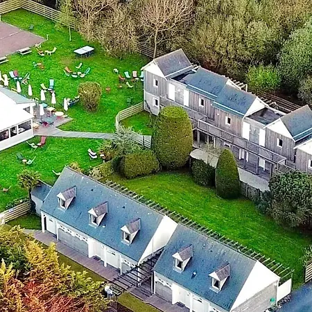 La Sapinière Hotel Saint-Laurent-sur-Mer